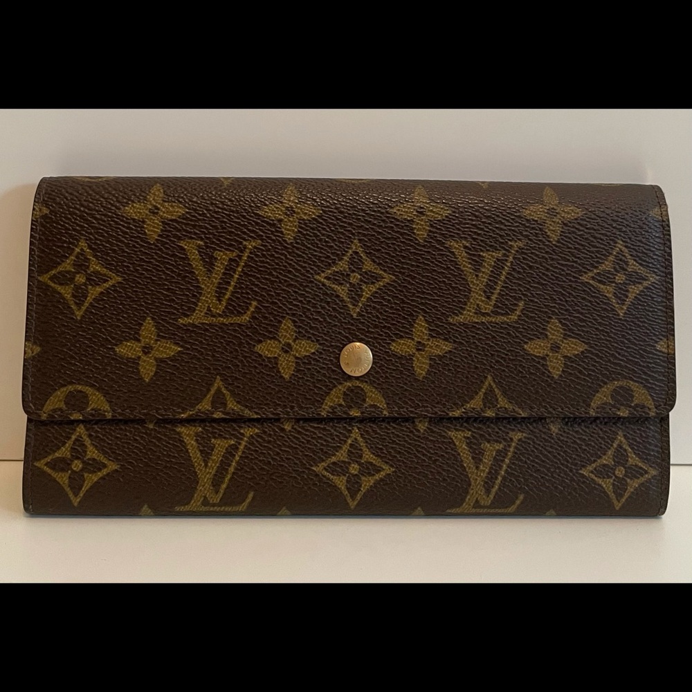 Vintage Sarah Wallet monogram canvas